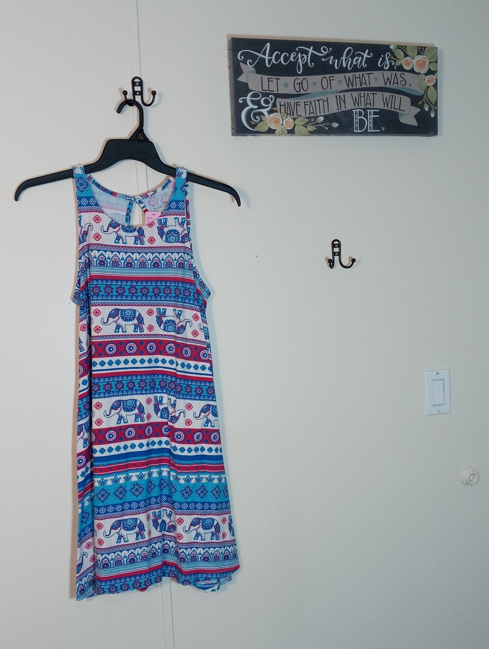 Bobbie Brooks Medium boho Style Teal Elephant Print Sleeveless Nightgown